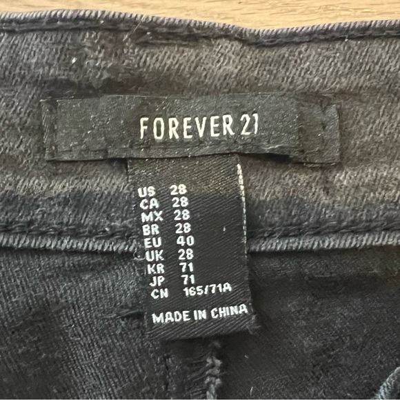 Forever21 Black Skinny Jeans - Picture 3 of 3